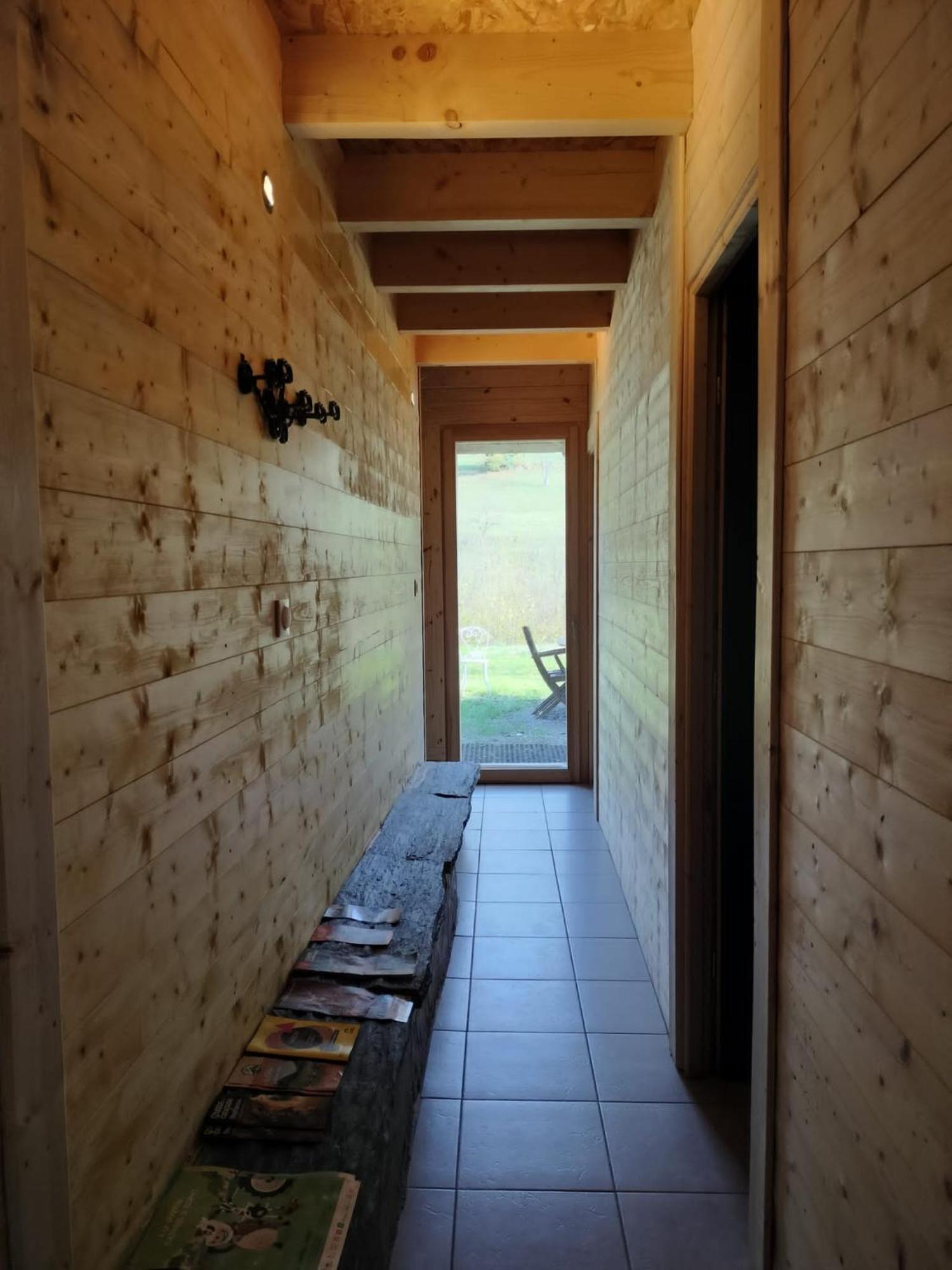 L'Ostal Villa Les Combes  ภายนอก รูปภาพ