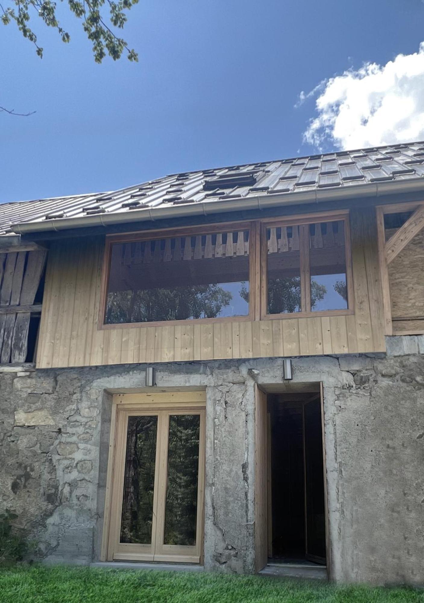 L'Ostal Villa Les Combes  ภายนอก รูปภาพ